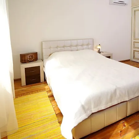Apartment Art Vintage Burgas
